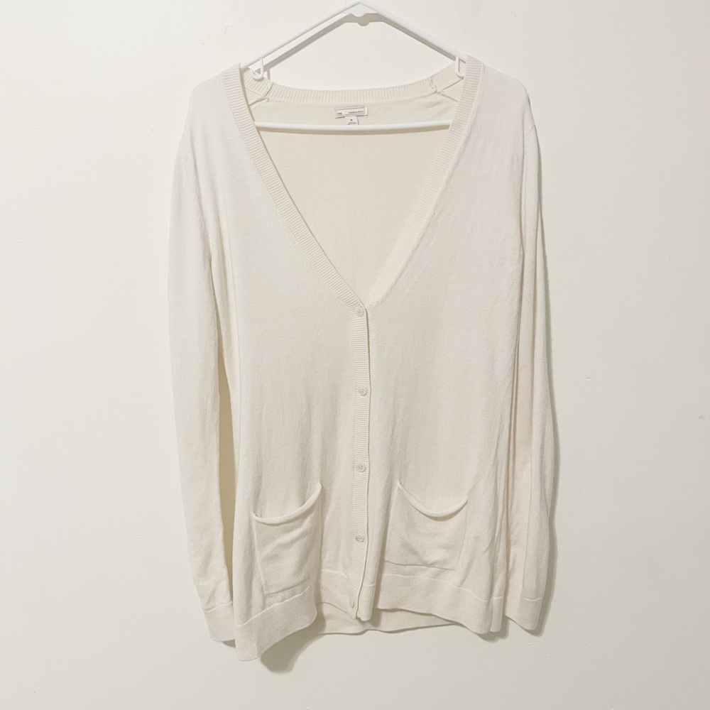 GAP Cream Colored Merino Wool Blend Knit Button Front Long Sleeve Cardigan